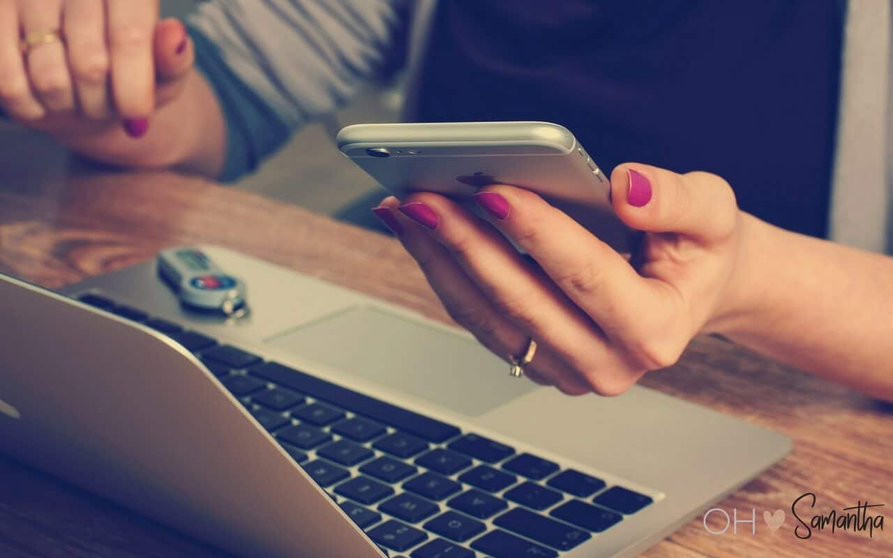 Sexting OHS (1) Sexting is becoming more common place when it comes to flirting. But what if those sexts aren't to your partner? Is it just the same as physically cheating?