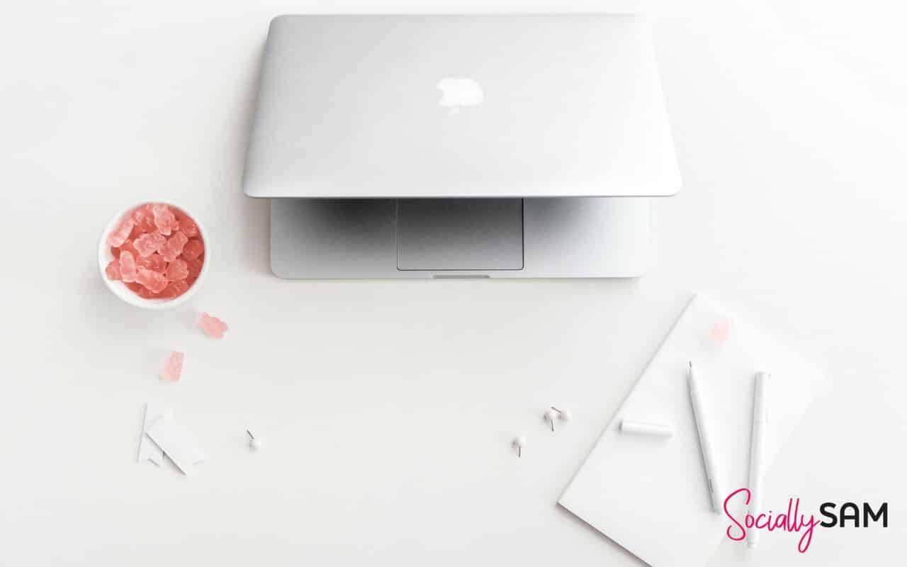 Start up tools Header (1) Having the right tools for your start-up can be invaluable to help get started. Here are 10 start-up tools that I couldn't manage without