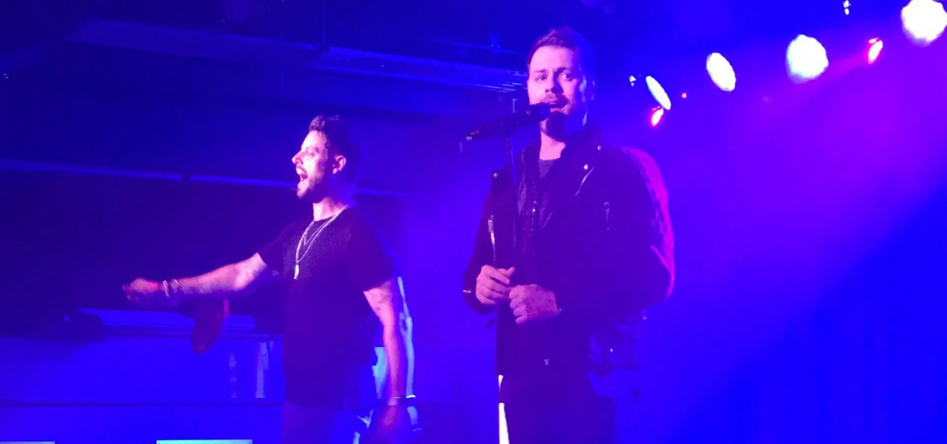 I make no secret of my love of Irish boybands, namely Boyzone. I've got a new love. Boyzlife. A combination of Keith Duffy and Brian McFadden
