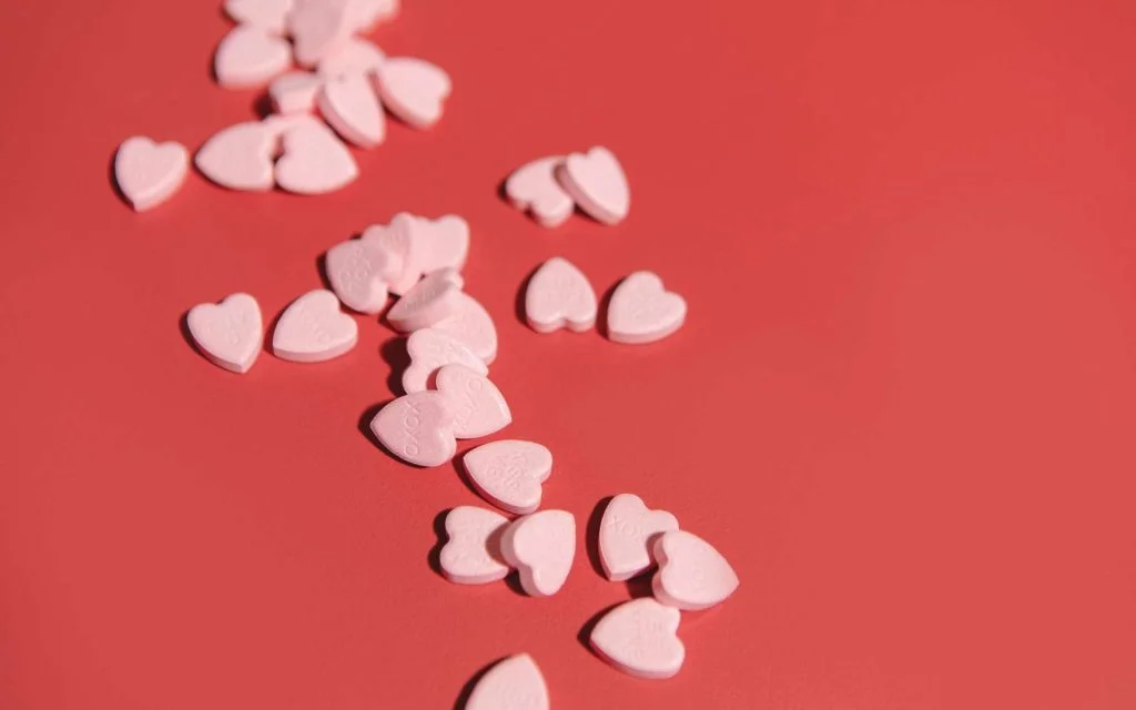 Love Bombing: Boy and girl both swipe right and she is immediately swept off her feet by this too good to be true guy. Almost too perfect.